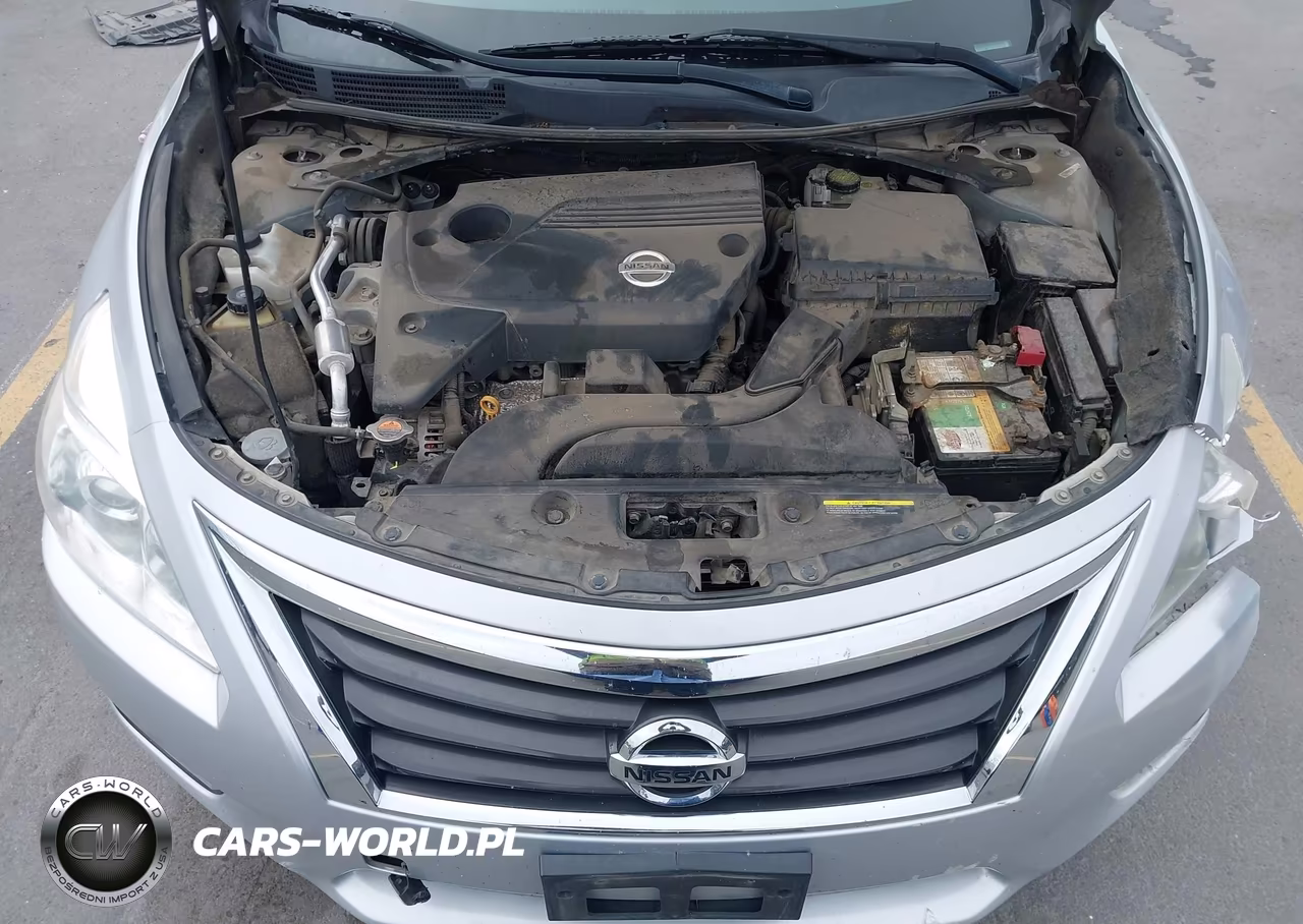 2015 Nissan Altima 2.5 S VIN:1N4AL3AP3FN395737 - 10
