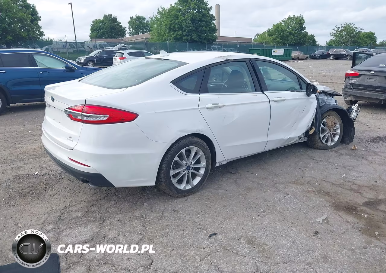 2020 Ford Fusion Se VIN:3FA6P0HD1LR216169 - 4