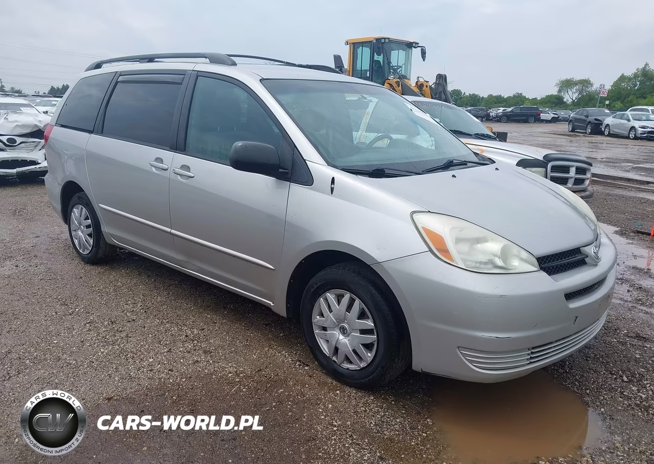 2004 Toyota Sienna Le