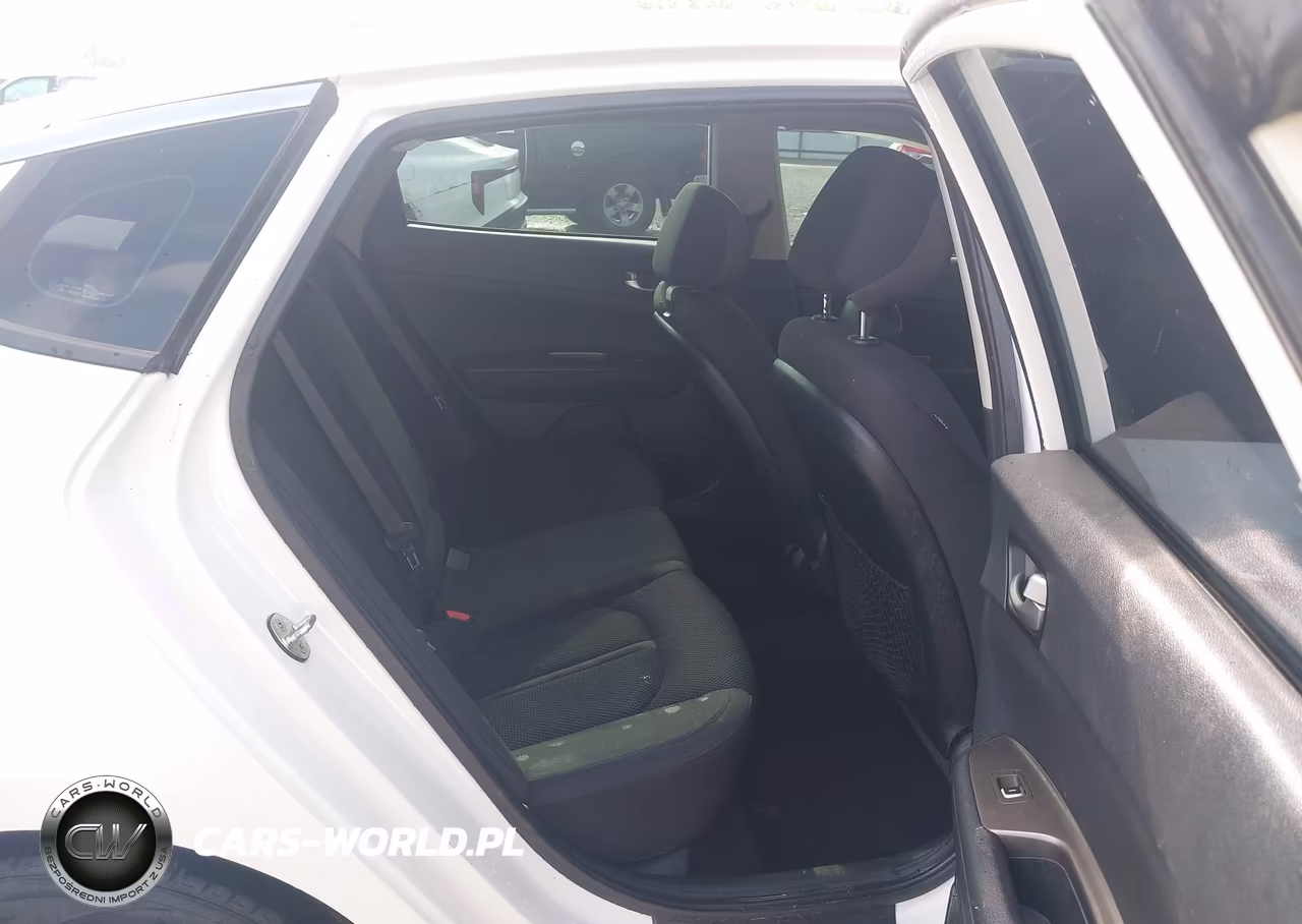2020 Kia Optima Lx VIN:5XXGT4L39LG380784 - 8