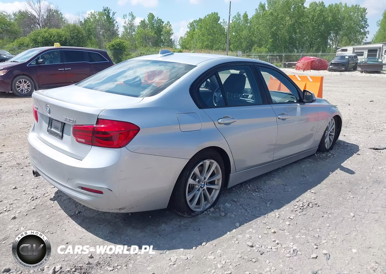 2016 BMW 320I xDrive VIN:WBA8E5G56GNU20729 - 4