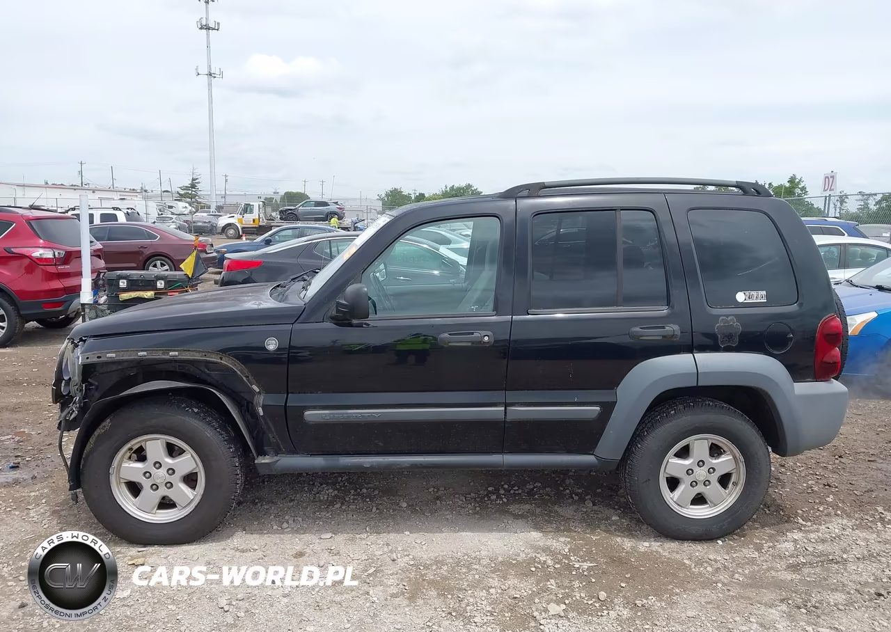 2005 Jeep Liberty Sport VIN:1J4GL48K15W555427 - 15