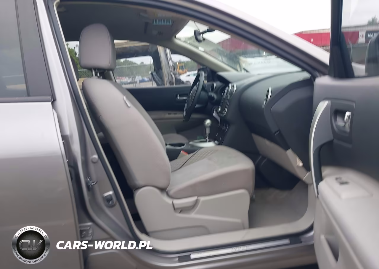 2014 Nissan Rogue Select S VIN:JN8AS5MT4EW611688 - 5