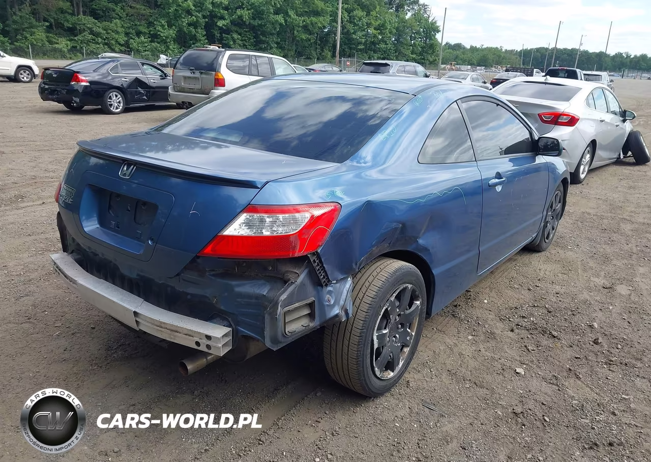2008 Honda Civic Lx VIN:2HGFG12658H502668 - 4
