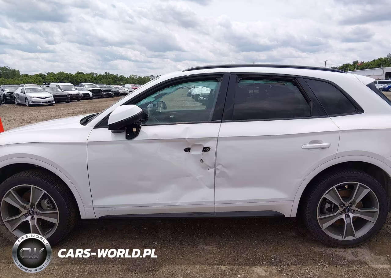 2019 Audi Q5 45 Premium VIN:WA1BNAFY9K2070563 - 14