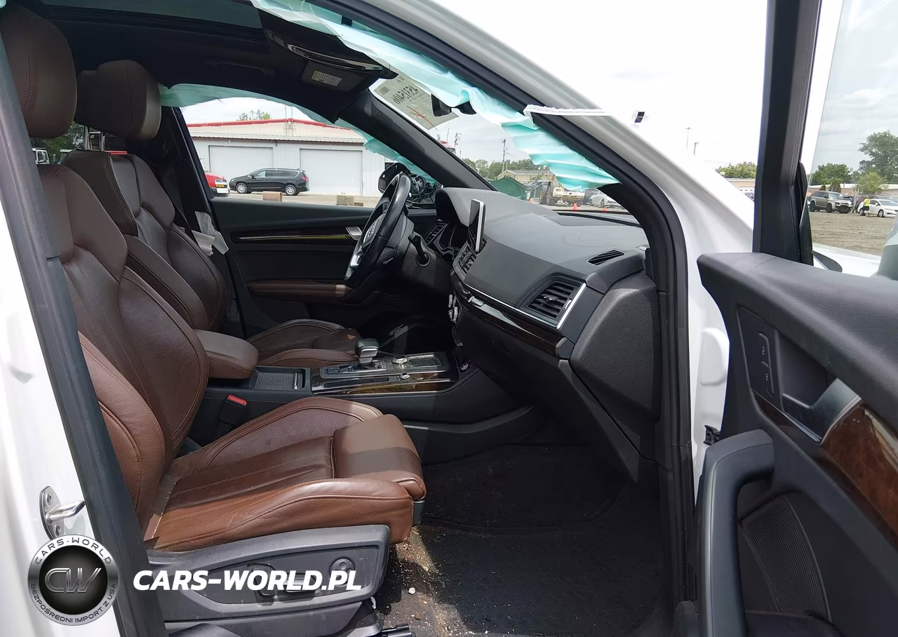 2019 Audi Q5 45 Premium VIN:WA1BNAFY9K2070563 - 5