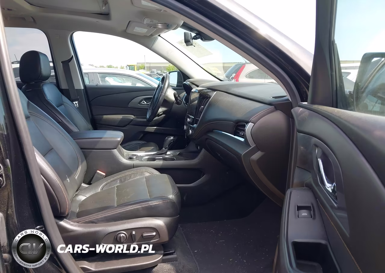 2018 Chevrolet Traverse Premier VIN:1GNERKKW8JJ239453 - 5