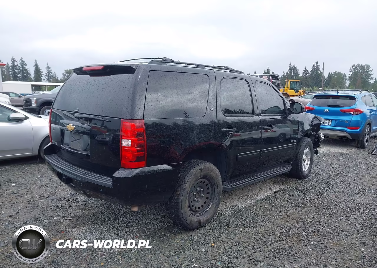 2013 Chevrolet Tahoe Lt VIN:1GNSKBE00DR237037 - 4