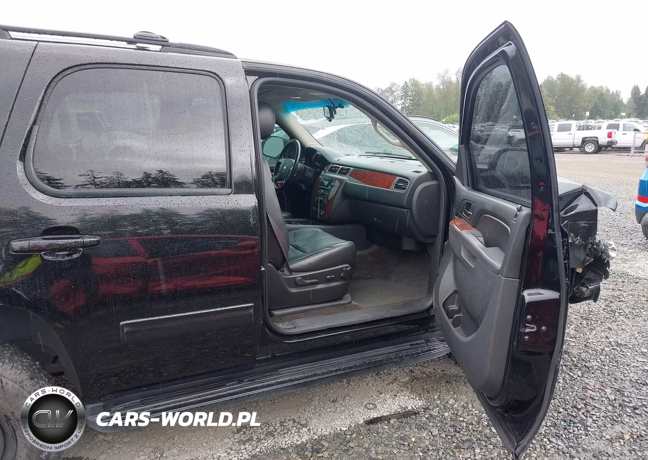 2013 Chevrolet Tahoe Lt VIN:1GNSKBE00DR237037 - 5
