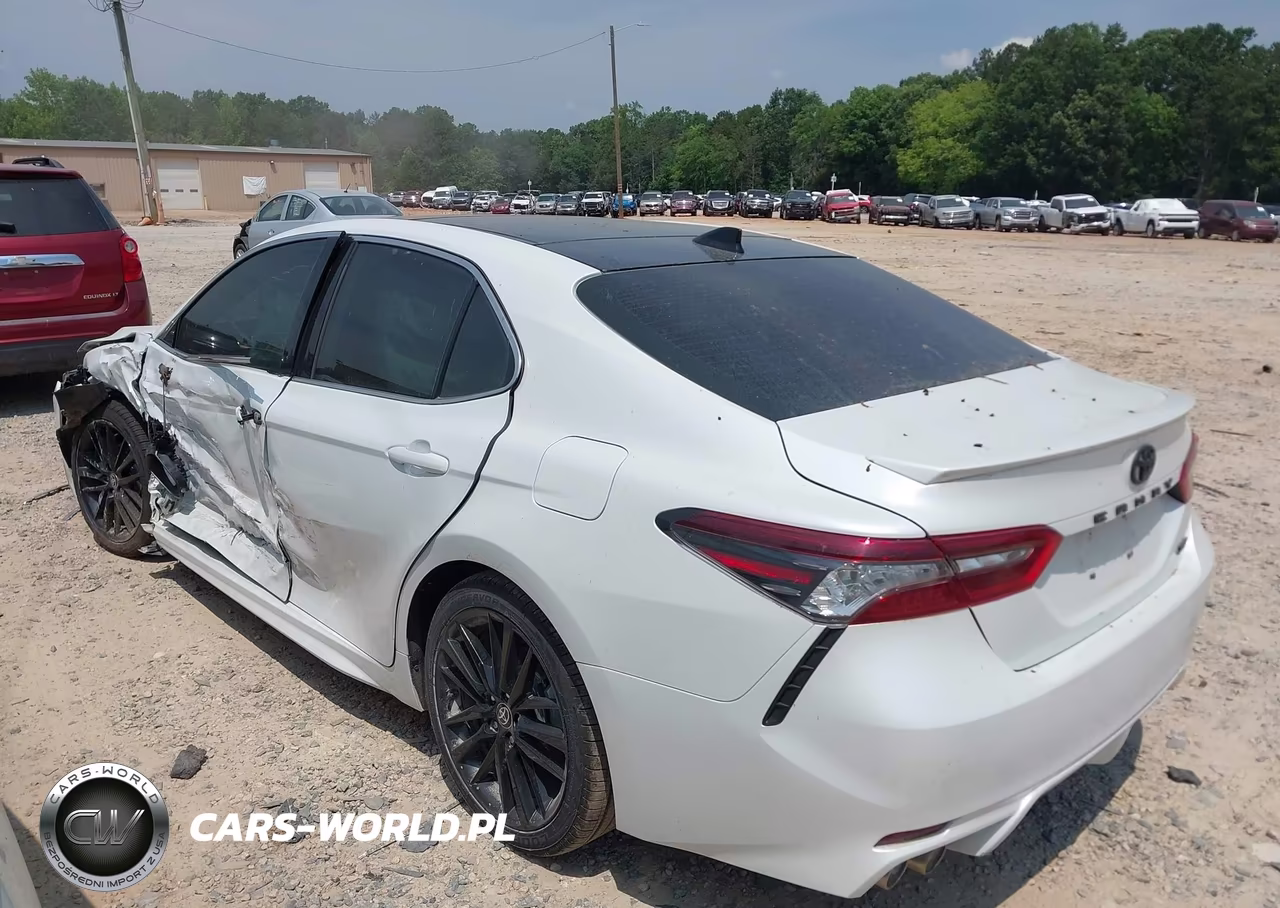 2021 Toyota Camry Xse VIN:4T1K61AK2MU525973 - 3