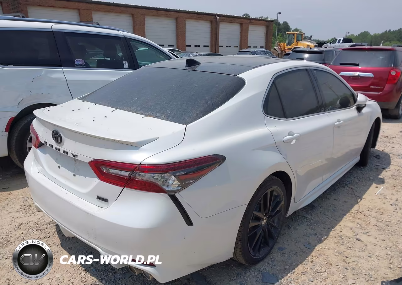 2021 Toyota Camry Xse VIN:4T1K61AK2MU525973 - 4
