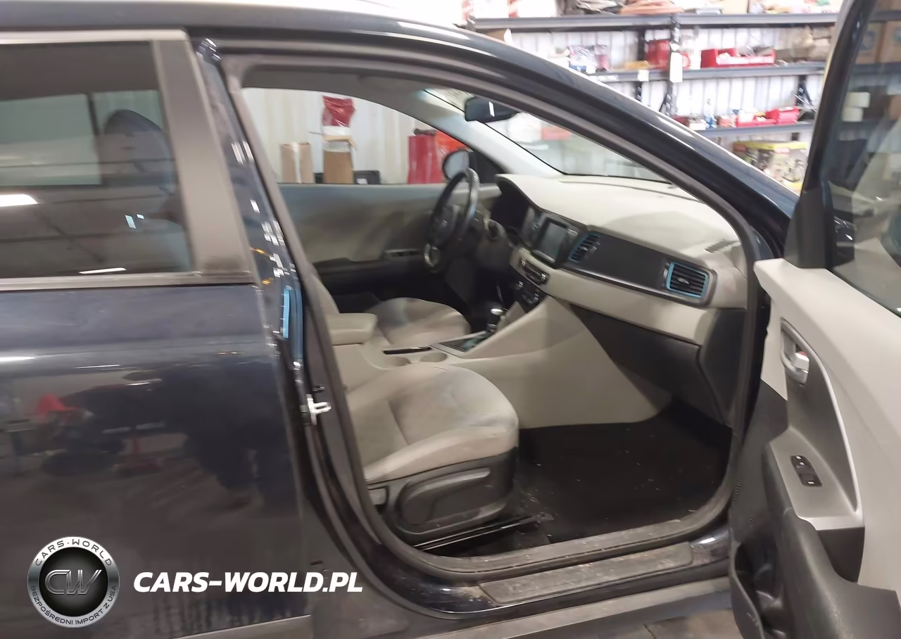 2018 Kia Niro Plug-In Hybrid Lx VIN:KNDCM3LD6J5157490 - 5
