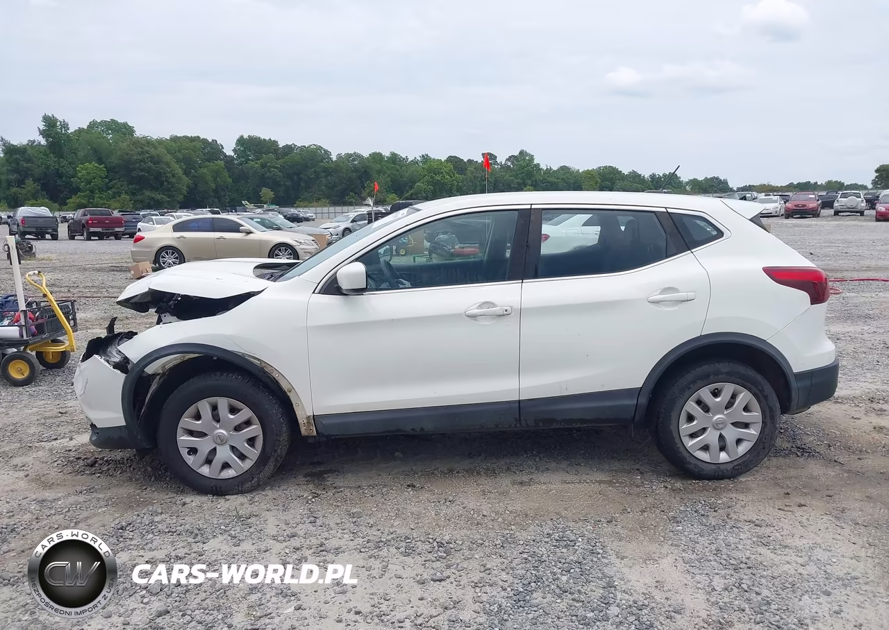 2017 Nissan Rogue Sport S VIN:JN1BJ1CP8HW006919 - 14