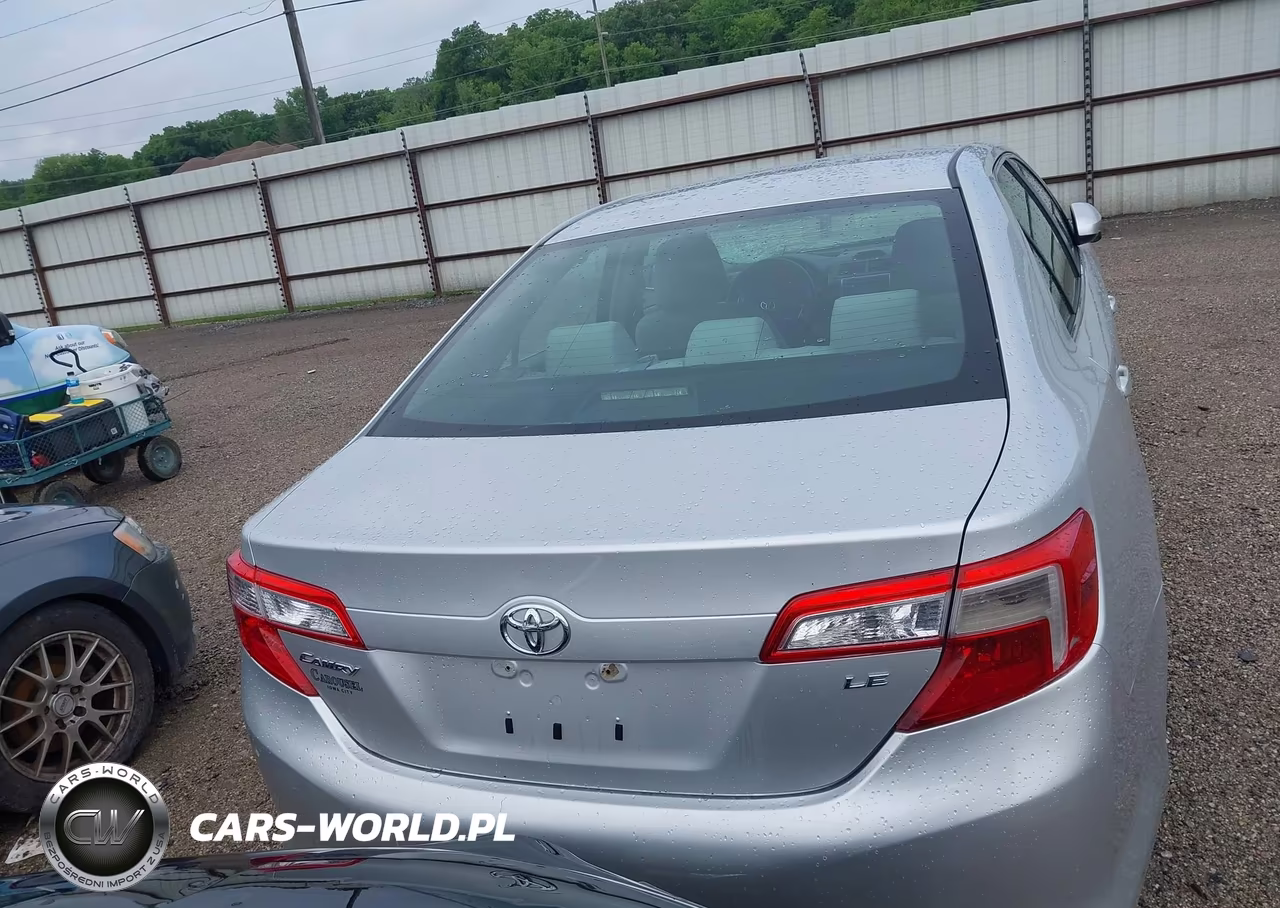 2012 Toyota Camry Le VIN:4T4BF1FK3CR181146 - 17