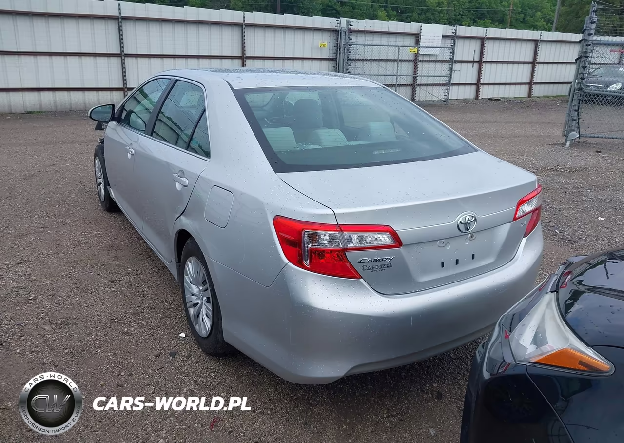 2012 Toyota Camry Le VIN:4T4BF1FK3CR181146 - 3