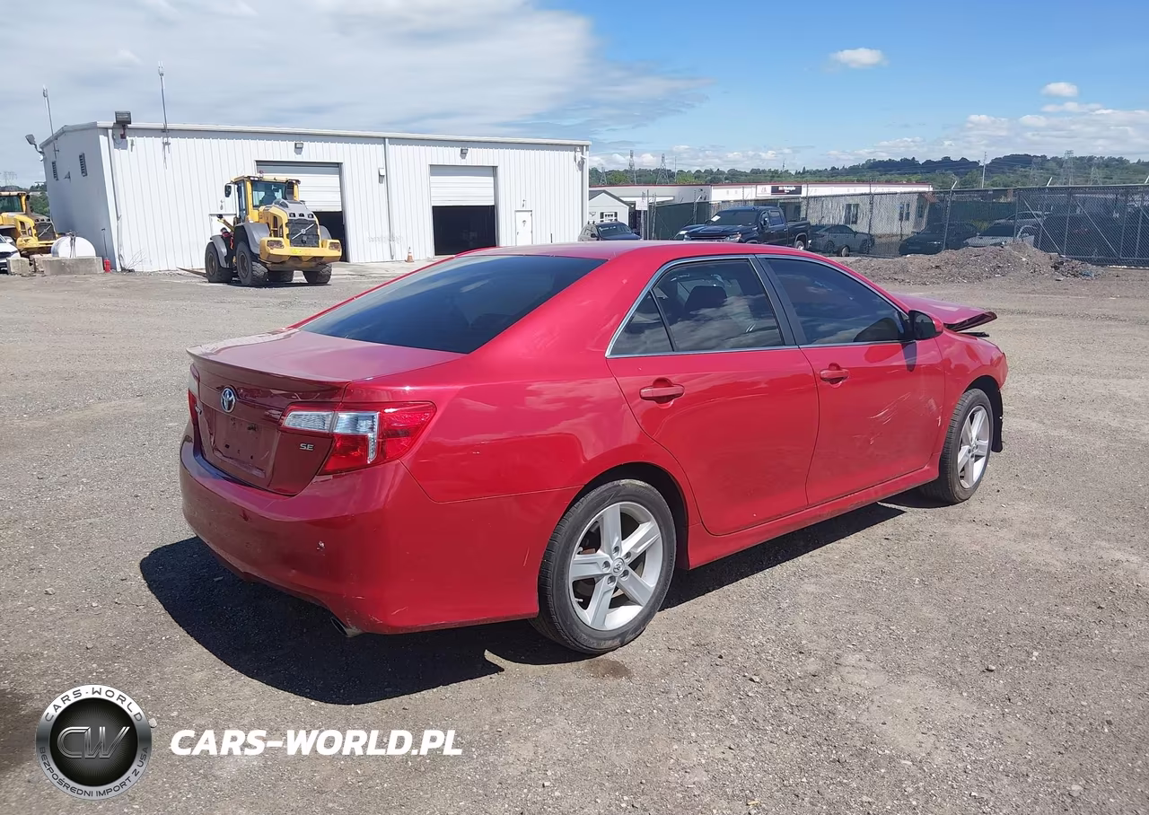 2014 Toyota Camry Se VIN:4T1BF1FK4EU789271 - 4