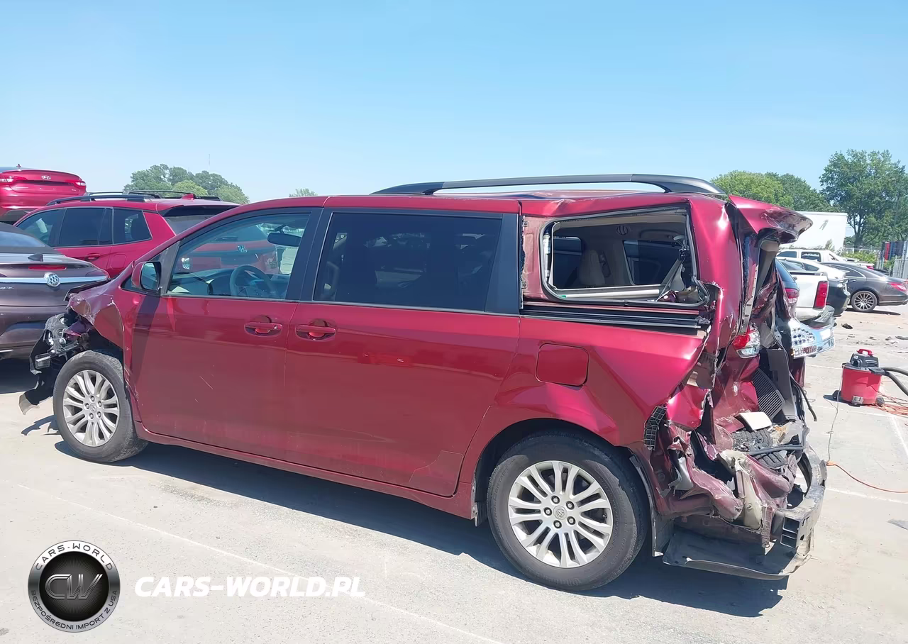 2012 Toyota Sienna Xle V6 8 Passenger VIN:5TDYK3DC9CS225943 - 15