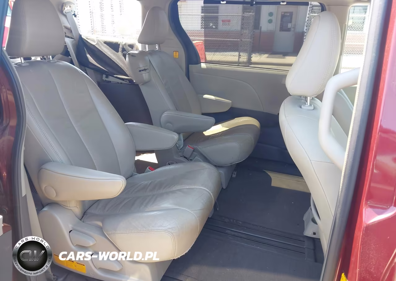 2012 Toyota Sienna Xle V6 8 Passenger VIN:5TDYK3DC9CS225943 - 8