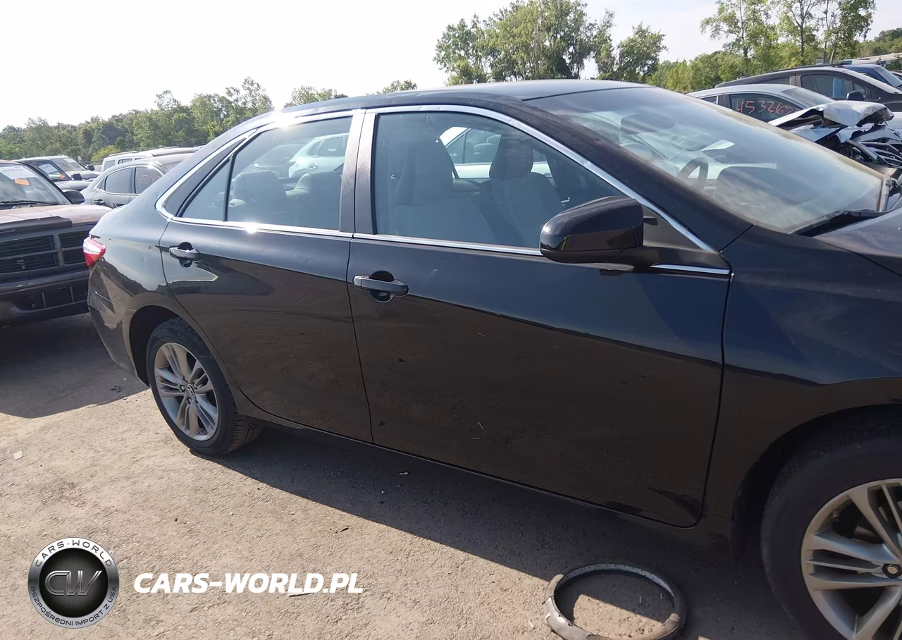 2016 Toyota Camry Se VIN:4T1BF1FK1GU141244 - 13