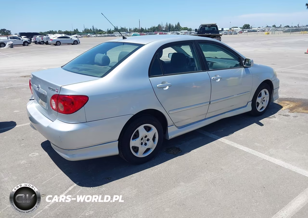 2007 Toyota Corolla S VIN:1NXBR32EX7Z880373 - 4