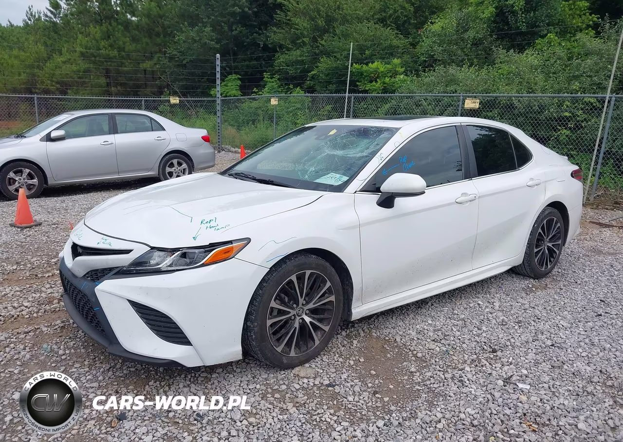 2018 Toyota Camry Se VIN:4T1B11HK5JU657349 - 2