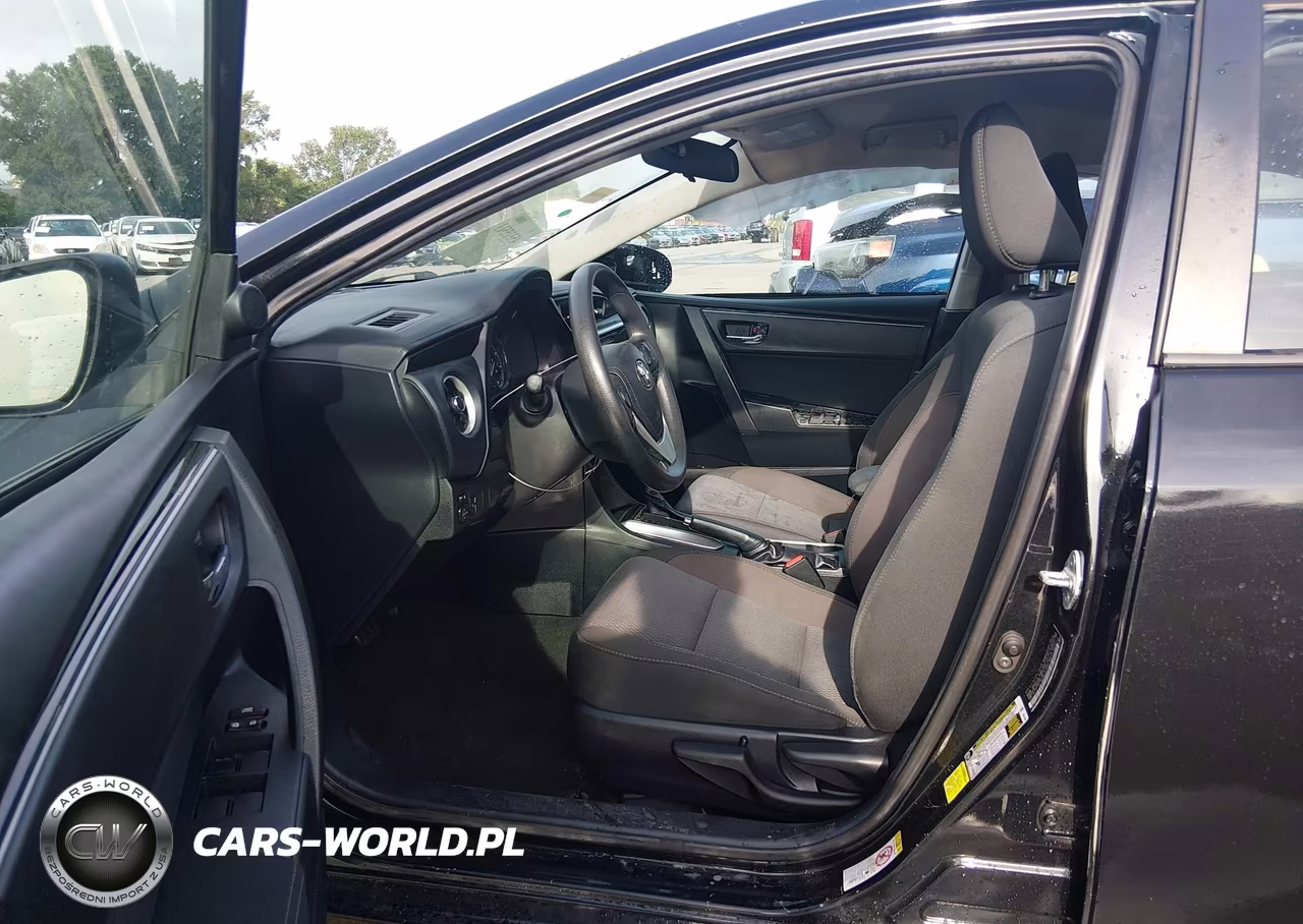 2018 Toyota Corolla Le VIN:2T1BURHE2JC034868 - 5