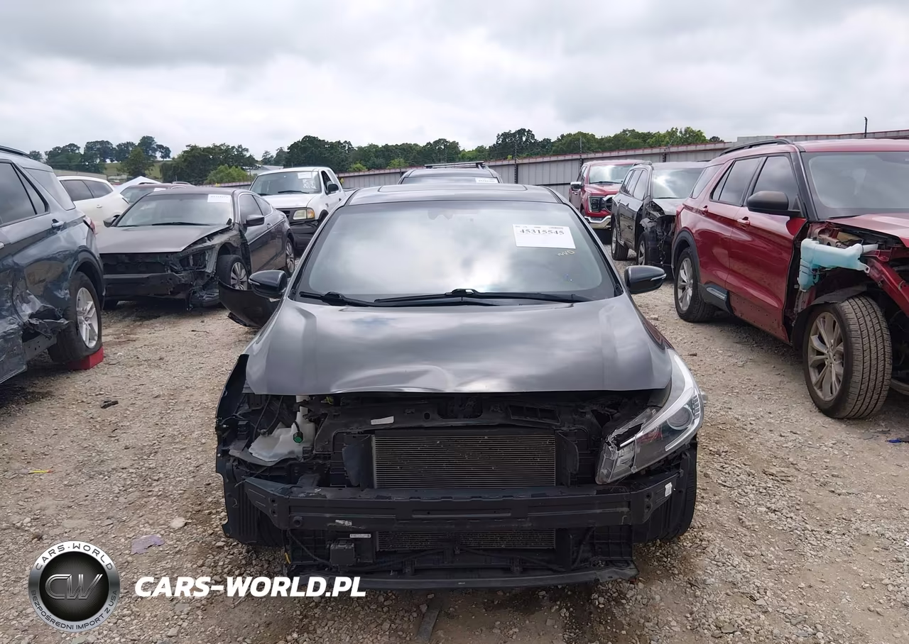 2018 Kia Forte S VIN:3KPFL4A7XJE272181 - 13