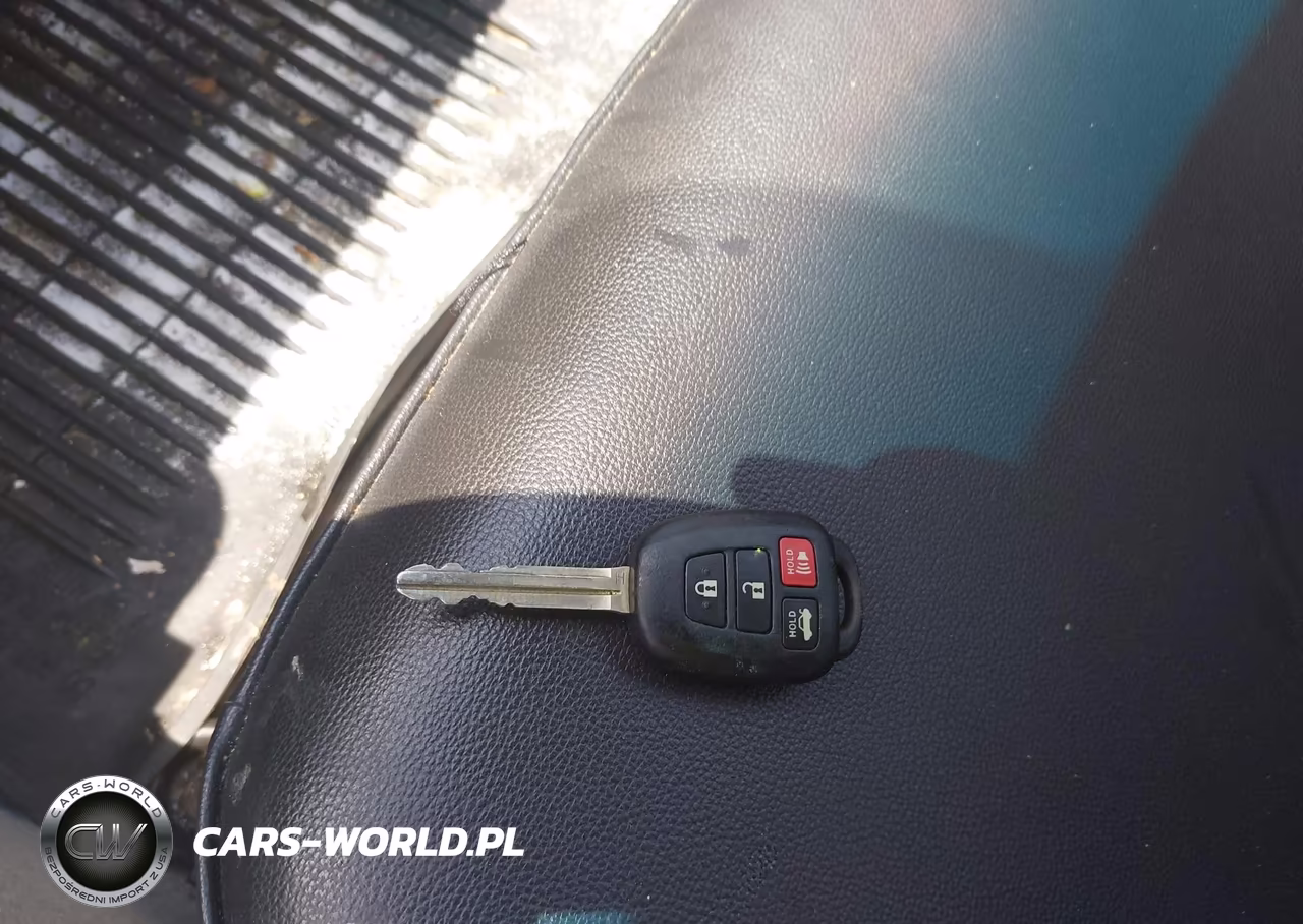 2016 Toyota Camry Le VIN:4T1BF1FK6GU224572 - 11