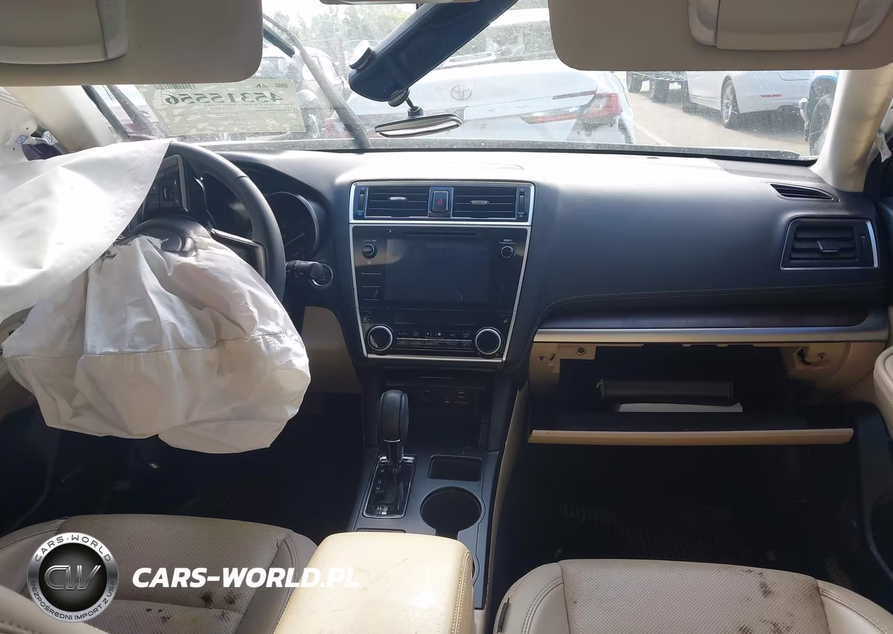 2019 Subaru Outback 3.6R Limited VIN:4S4BSENC4K3316324 - 17