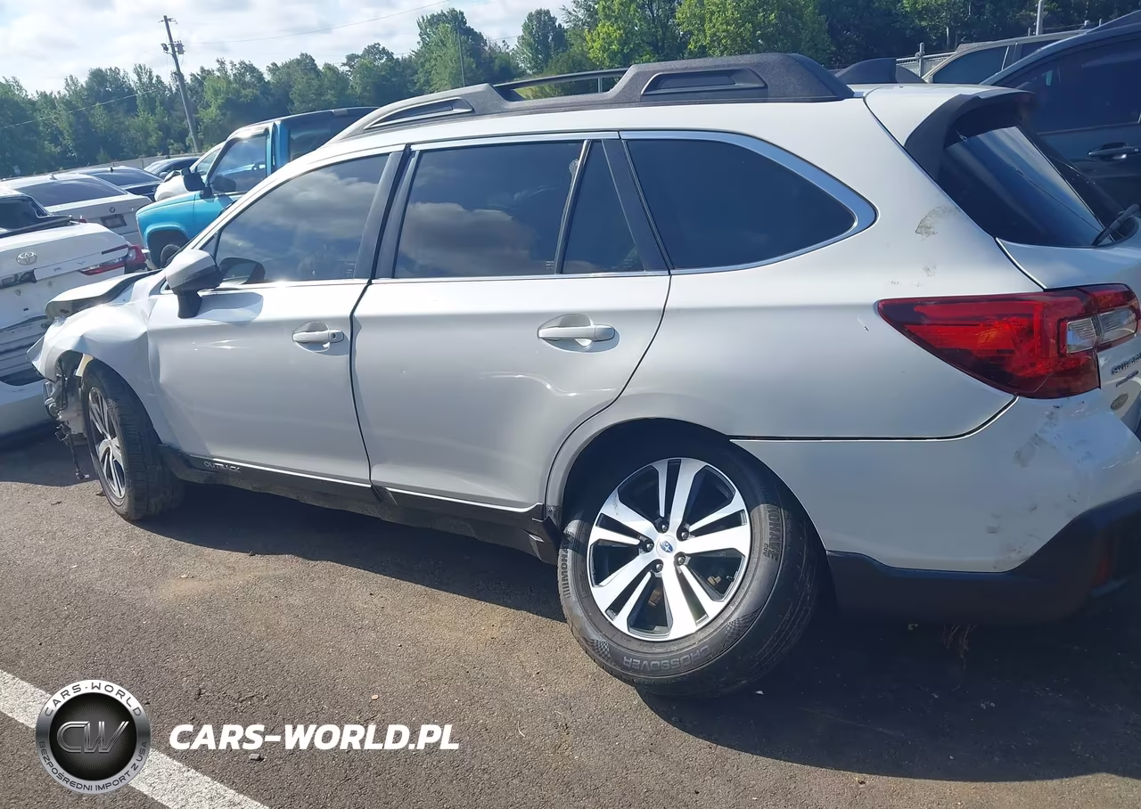 2019 Subaru Outback 3.6R Limited VIN:4S4BSENC4K3316324 - 20