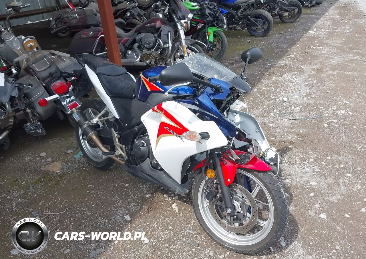 2012 Honda Cbr250 R – zdjęcie 1 z 13