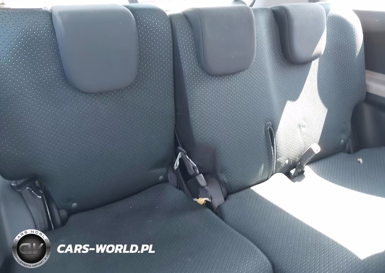 2008 Toyota Yaris VIN:JTDJT923585175091 - 8