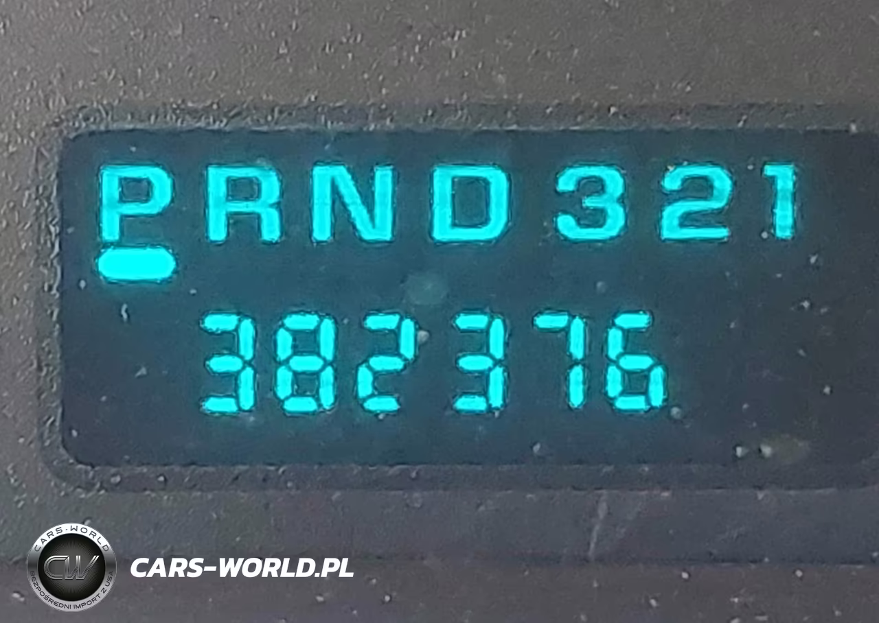 2005 Chevrolet Express VIN:1GCGG25V451108648 - 16