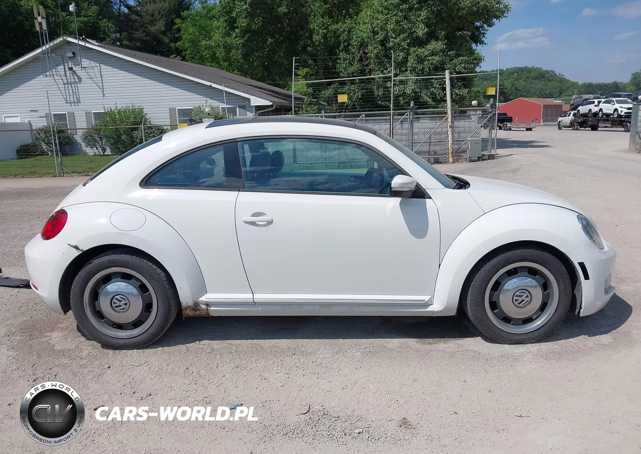 2012 Volkswagen Beetle 2.5L VIN:3VWJP7AT8CM631319 - 14
