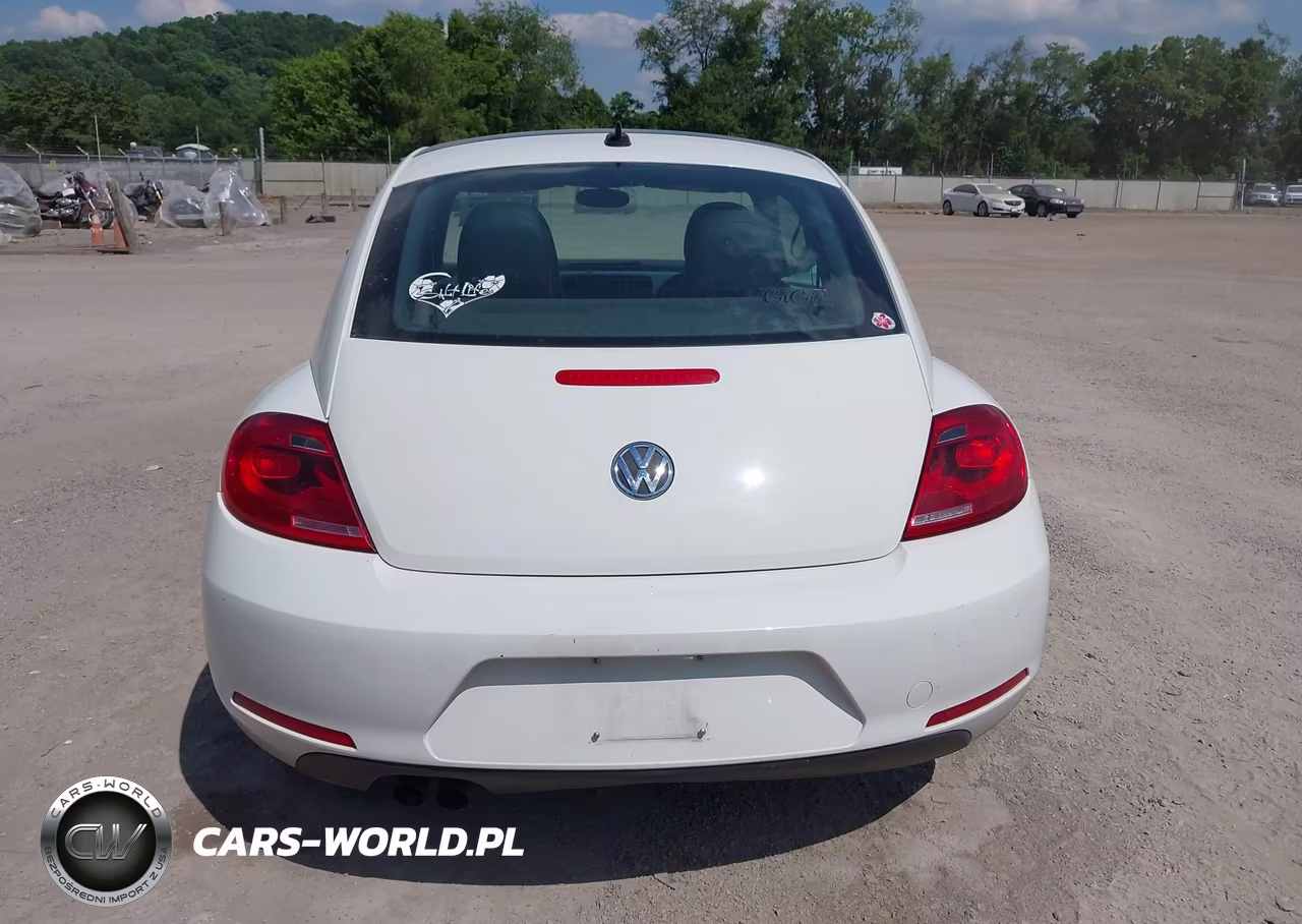 2012 Volkswagen Beetle 2.5L VIN:3VWJP7AT8CM631319 - 17