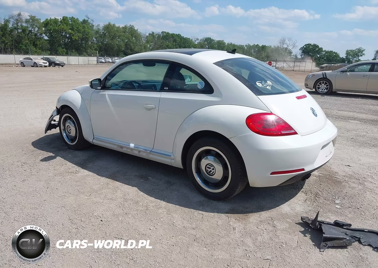 2012 Volkswagen Beetle 2.5L VIN:3VWJP7AT8CM631319 - 3