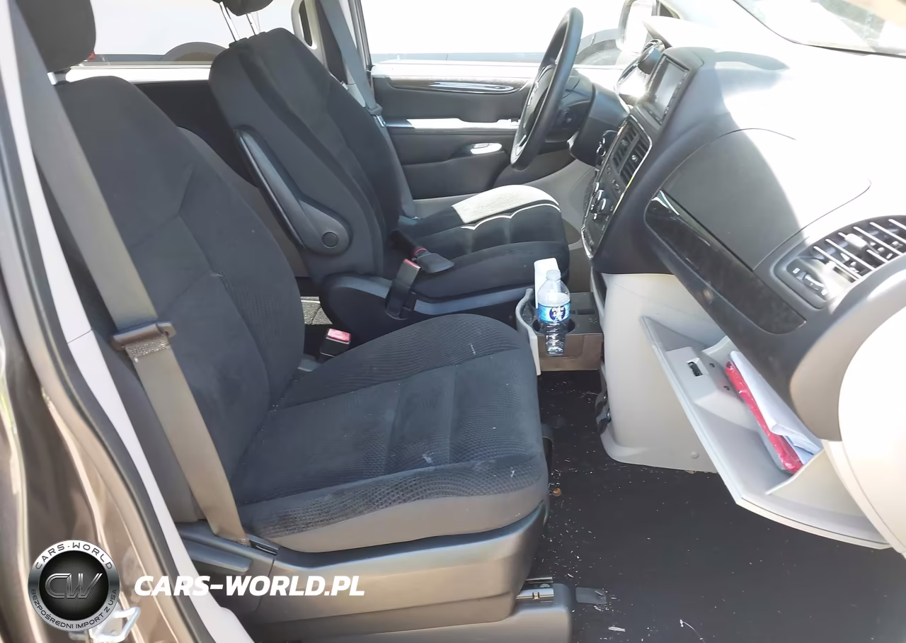 2019 Dodge Grand Caravan Se VIN:2C4RDGBG0KR682899 - 5