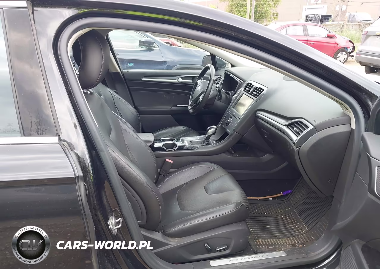 2013 Ford Fusion Energi Titanium VIN:3FA6P0SU1DR171907 - 5