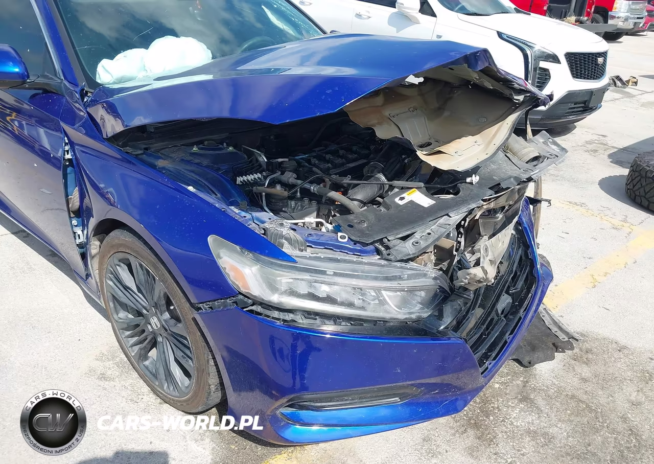 2018 Honda Accord Sport VIN:1HGCV1F32JA001962 - 6