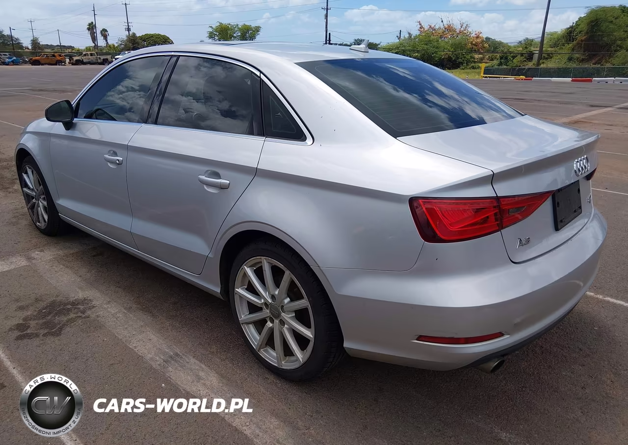 2015 Audi A3 2.0T Premium VIN:WAUBFGFF7F1003134 - 3