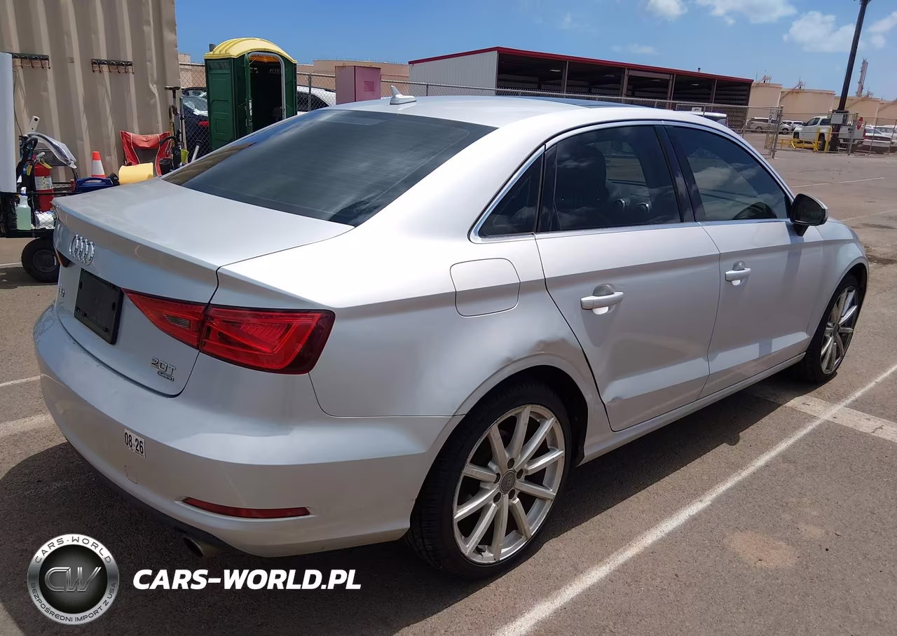 2015 Audi A3 2.0T Premium VIN:WAUBFGFF7F1003134 - 4