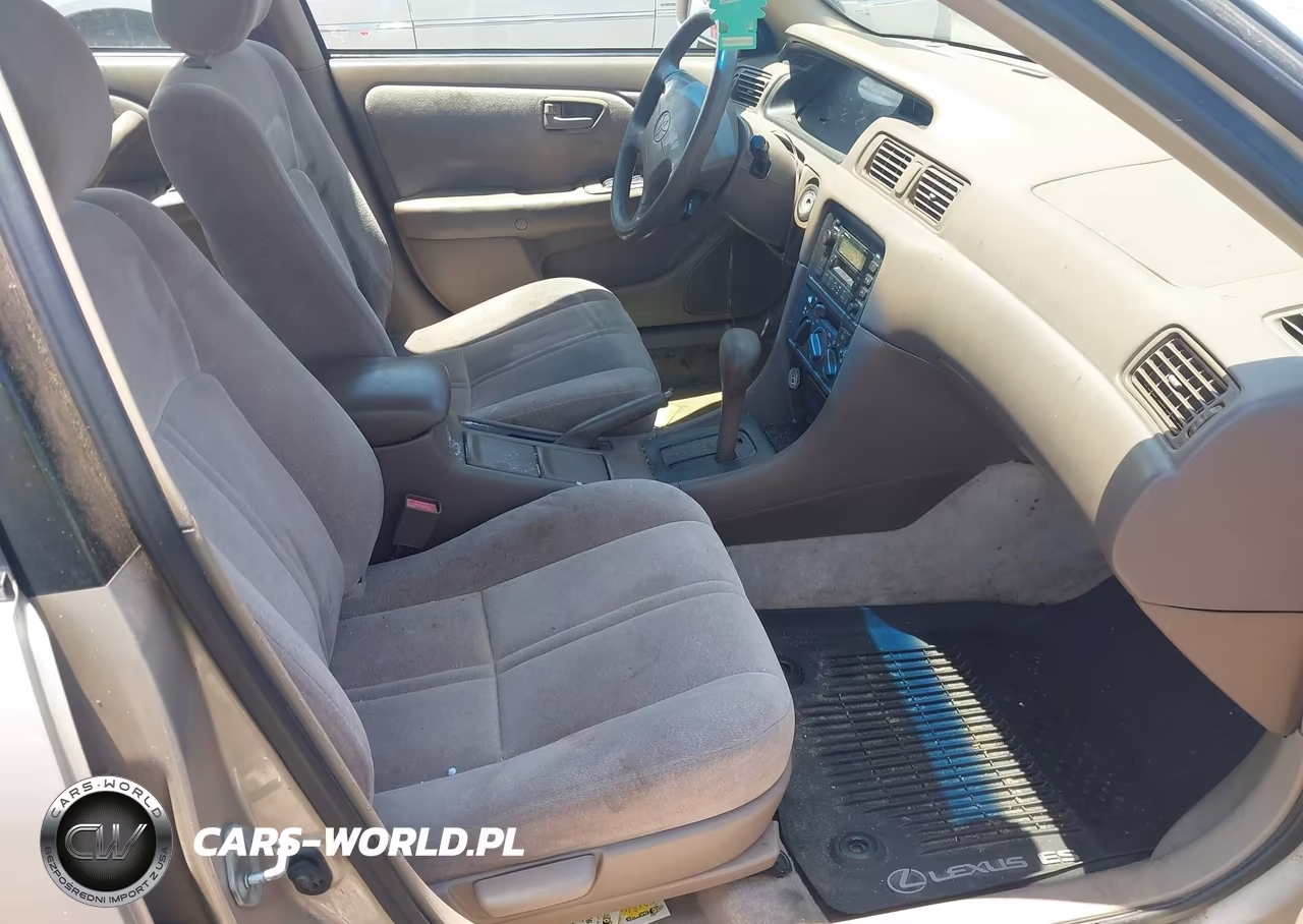 1999 Toyota Camry Le VIN:4T1BG22K6XU511810 - 5