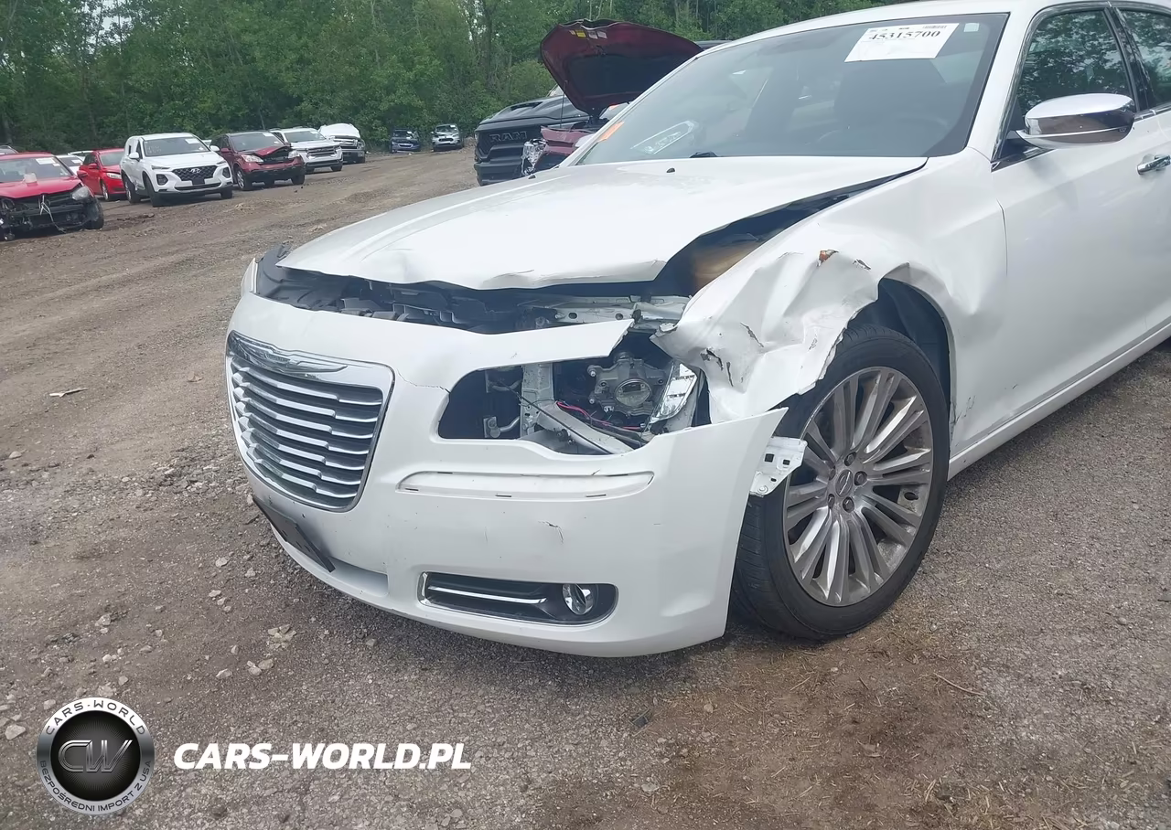 2011 Chrysler 300 Limited VIN:2C3CA5CG1BH564338 - 12