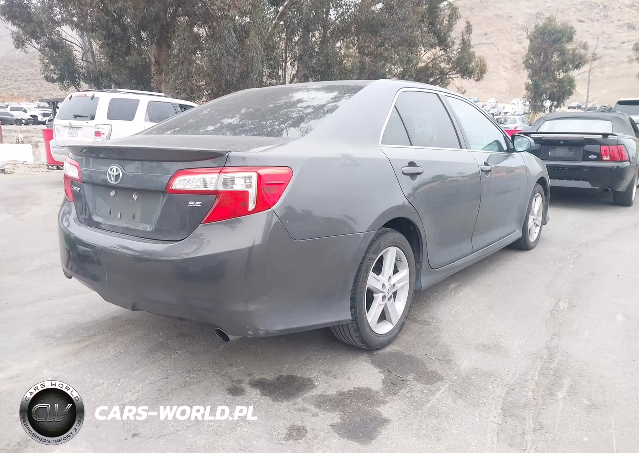 2012 Toyota Camry Se VIN:4T1BF1FKXCU047180 - 4
