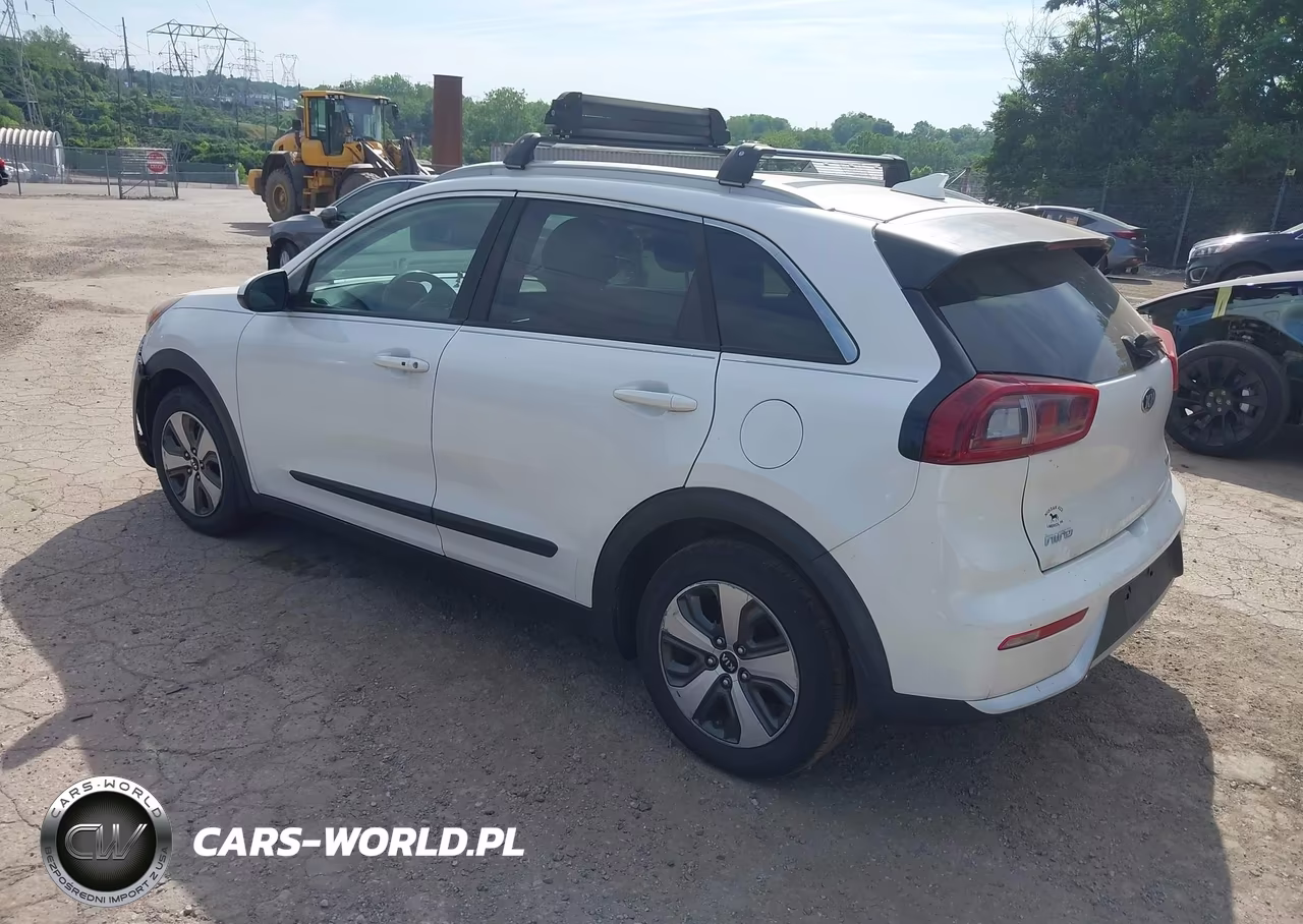 2017 Kia Niro Lx VIN:KNDCB3LC0H5081207 - 3
