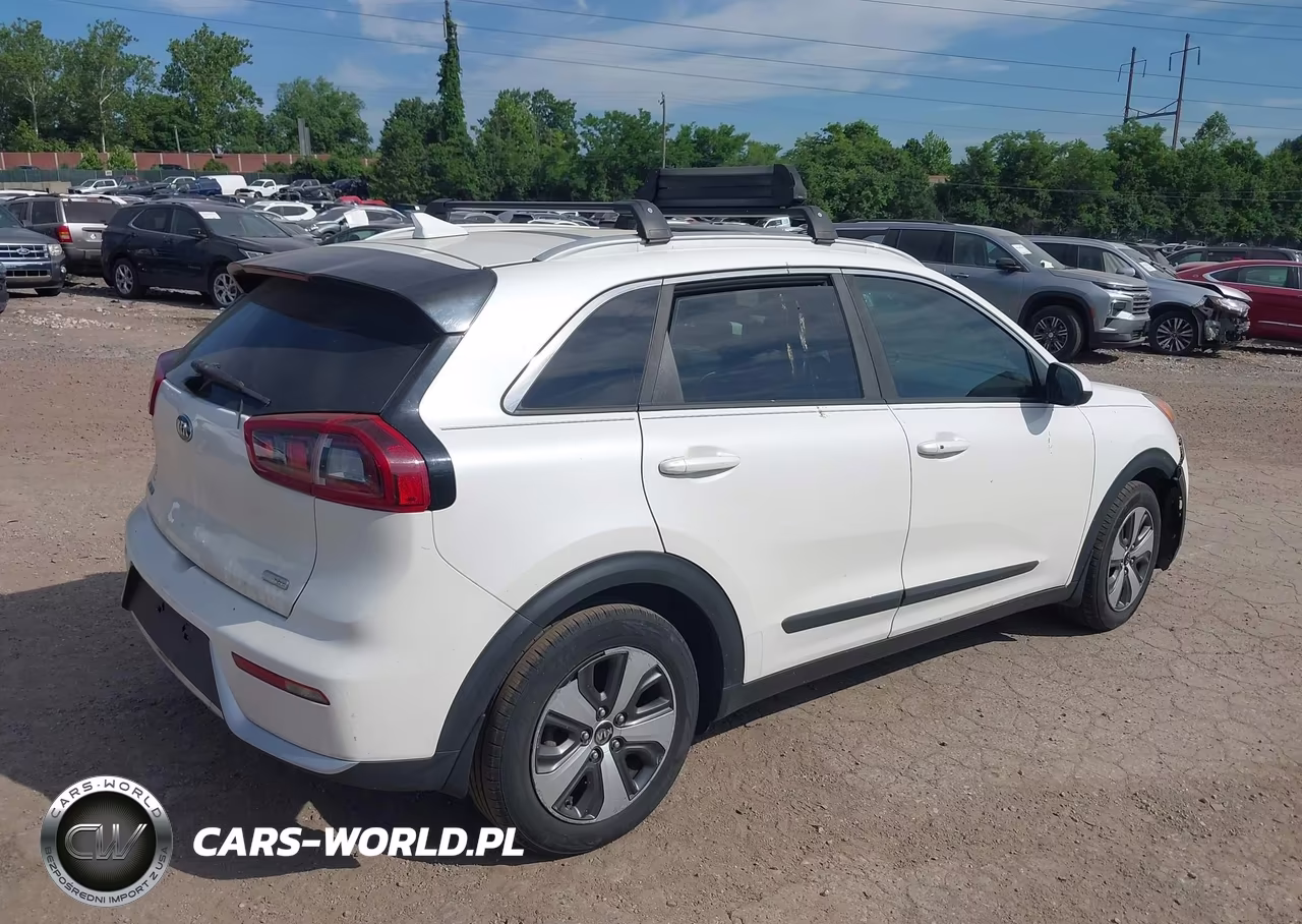 2017 Kia Niro Lx VIN:KNDCB3LC0H5081207 - 4