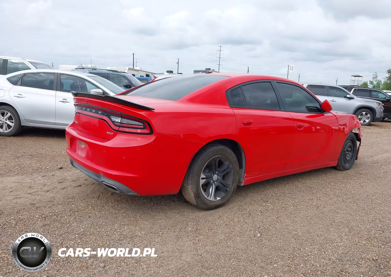 2018 Dodge Charger Sxt Rwd VIN:2C3CDXBG7JH180535 - 4