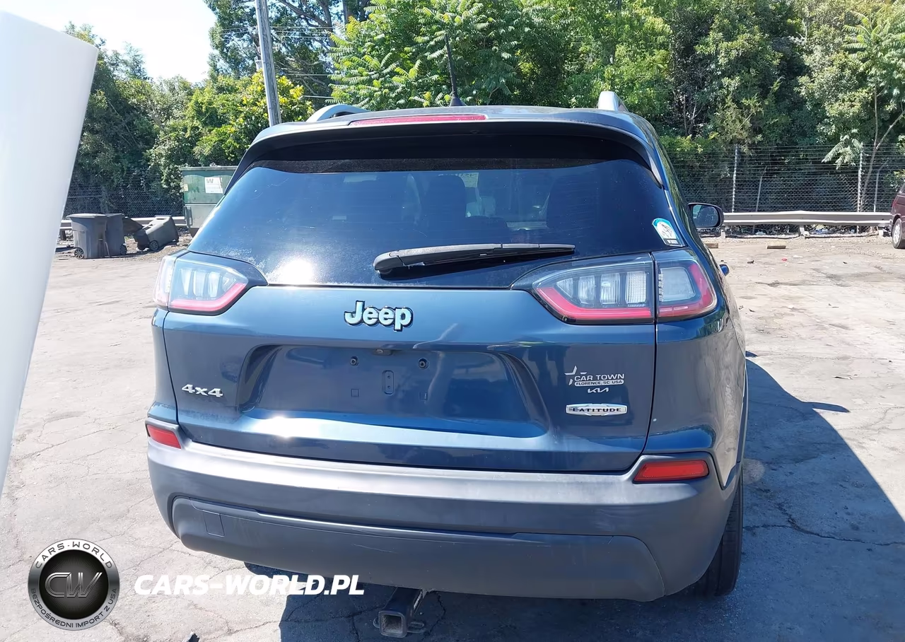 2020 Jeep Cherokee Latitude 4X4 VIN:1C4PJMCB2LD611614 - 17