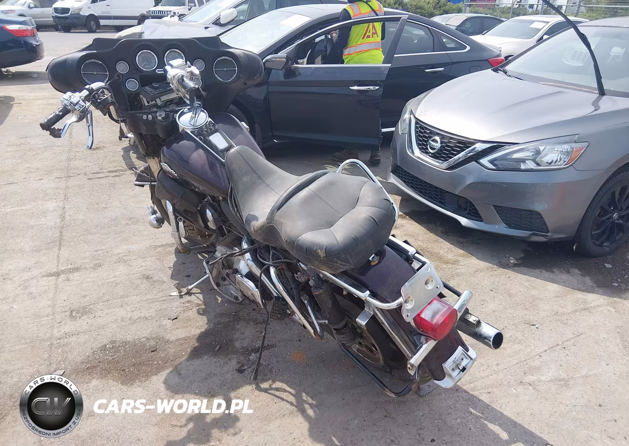 2008 Harley-Davidson Flht Classic VIN:1HD1FF4128Y684120 - 3