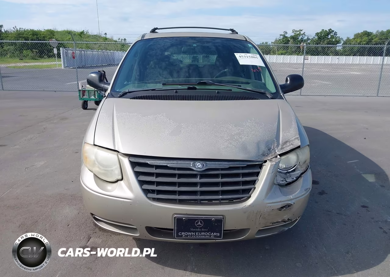 2005 Chrysler Town & Country Touring VIN:2C4GP54L55R190998 - 12